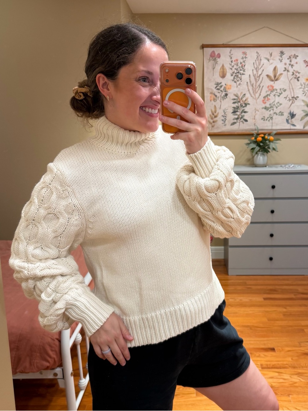 DISSH Cotton Wool Cream Cable-Sleeve Turtleneck Sweater Medium